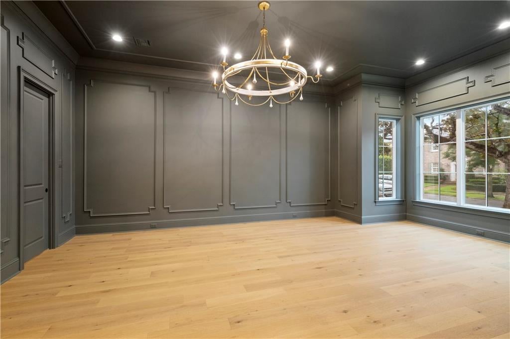 New Orleans, Louisiana, 70124, United States, 6 Bedrooms Bedrooms, ,6 BathroomsBathrooms,Residential,Active,1849202