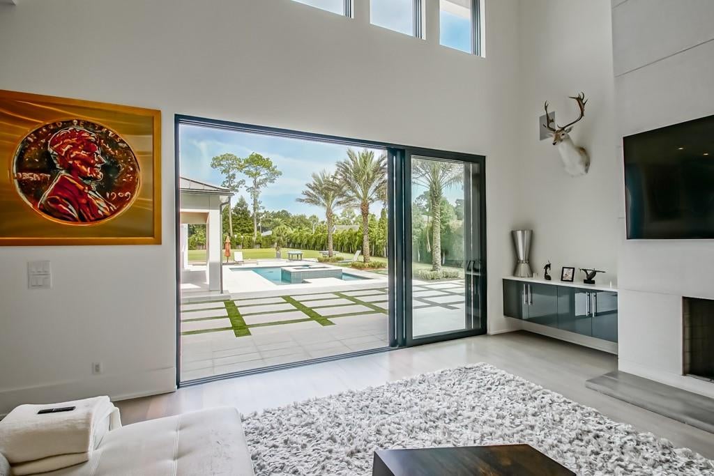 River Ridge, Louisiana, 70123, United States, 5 Bedrooms Bedrooms, ,4 BathroomsBathrooms,Residential,Active,1953285