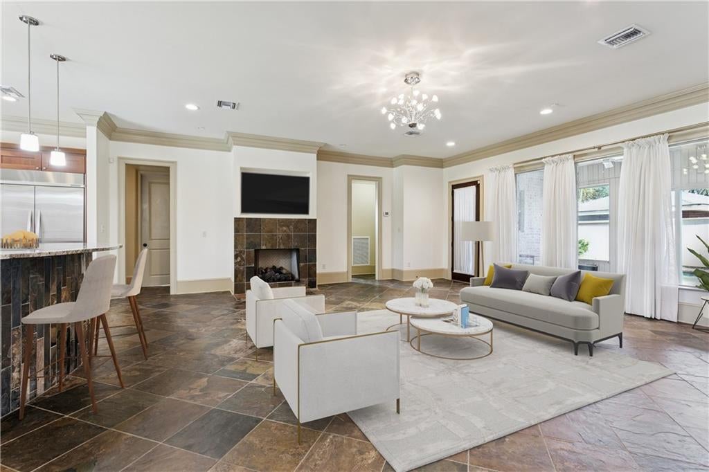 Harahan, Louisiana, 70123, United States, 4 Bedrooms Bedrooms, ,4 BathroomsBathrooms,Residential,Active,2007031