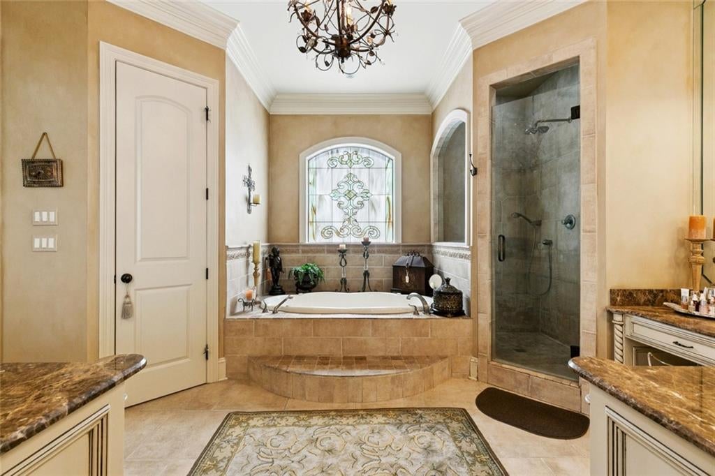 Kenner, Louisiana, 70065, United States, 3 Bedrooms Bedrooms, ,4 BathroomsBathrooms,Residential,Active,1961901