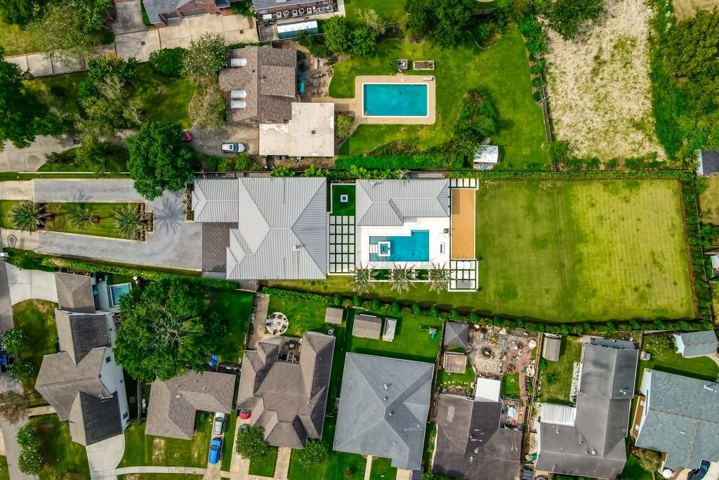 River Ridge, Louisiana, 70123, United States, 5 Bedrooms Bedrooms, ,4 BathroomsBathrooms,Residential,Active,1953285
