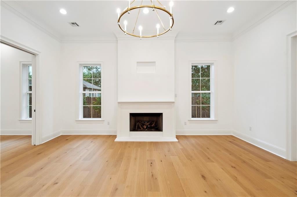 New Orleans, Louisiana, 70124, United States, 6 Bedrooms Bedrooms, ,6 BathroomsBathrooms,Residential,Active,1849202