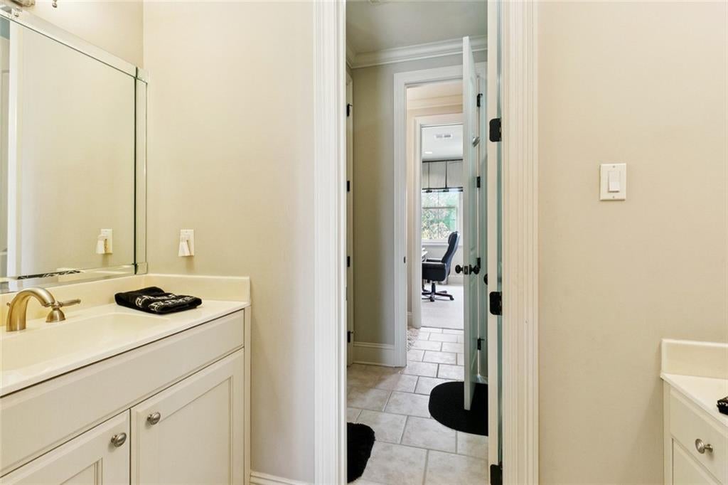 Kenner, Louisiana, 70065, United States, 3 Bedrooms Bedrooms, ,4 BathroomsBathrooms,Residential,Active,1961901