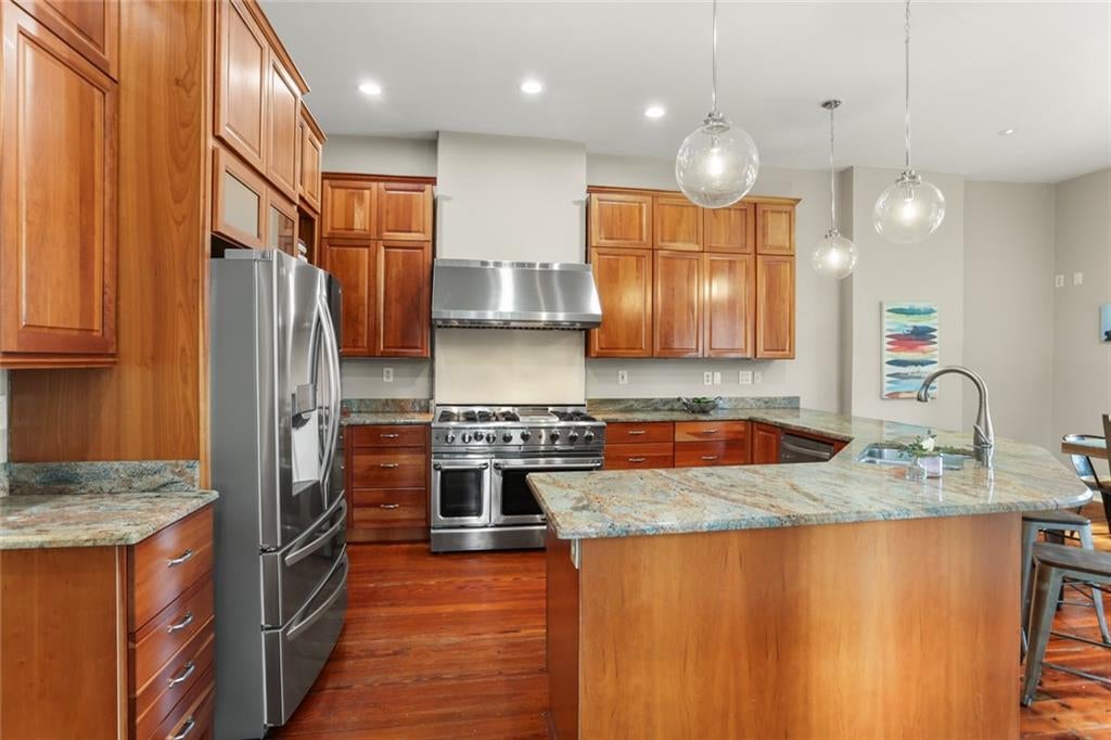 New Orleans, Louisiana, 70119, United States, 6 Bedrooms Bedrooms, ,6 BathroomsBathrooms,Residential,Active,1959548