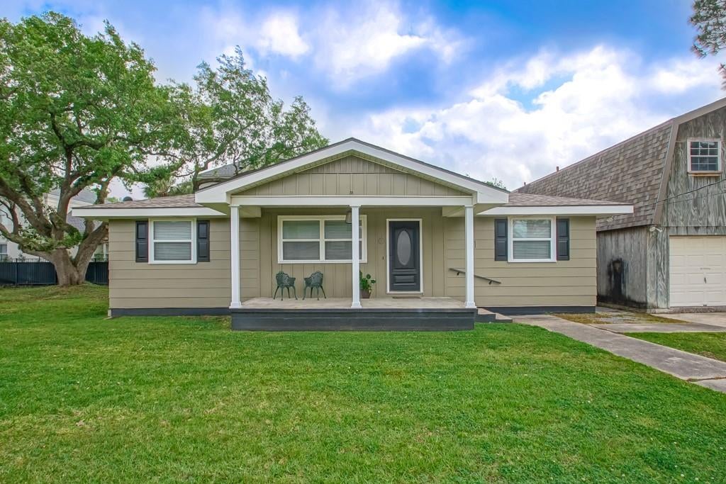 River Ridge, Louisiana, 70123, United States, 3 Bedrooms Bedrooms, ,2 BathroomsBathrooms,Residential,Active,1762813