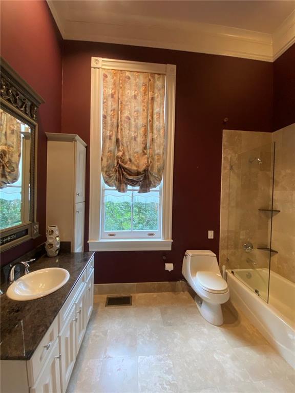 Covington, Louisiana, 70435, United States, 4 Bedrooms Bedrooms, ,5 BathroomsBathrooms,Residential,Active,1936635