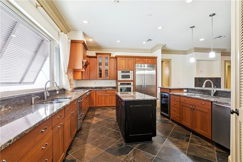 Harahan, Louisiana, 70123, United States, 4 Bedrooms Bedrooms, ,4 BathroomsBathrooms,Residential,Active,2007031