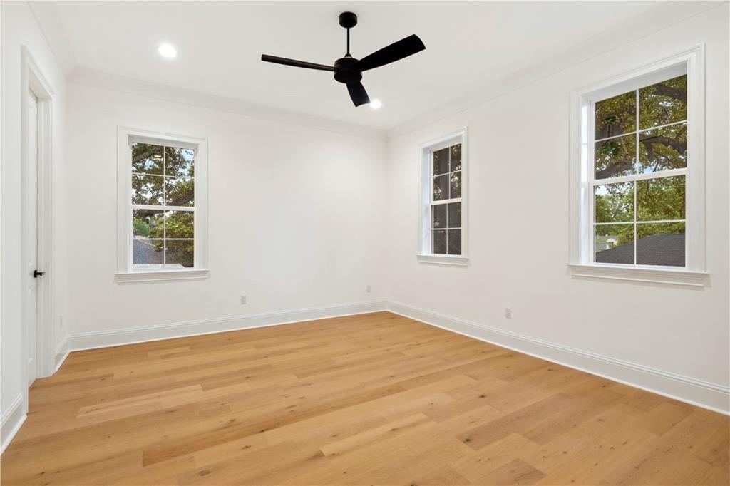 New Orleans, Louisiana, 70124, United States, 6 Bedrooms Bedrooms, ,6 BathroomsBathrooms,Residential,Active,1849202