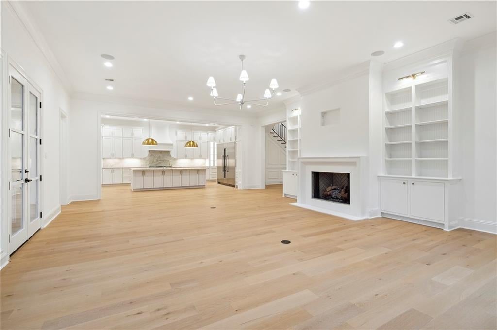 New Orleans, Louisiana, 70124, United States, 6 Bedrooms Bedrooms, ,6 BathroomsBathrooms,Residential,Active,1849202