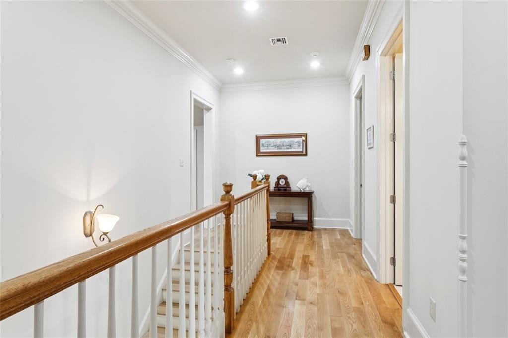 Metairie, Louisiana, 70005, United States, 4 Bedrooms Bedrooms, ,4 BathroomsBathrooms,Residential,Active,1907968