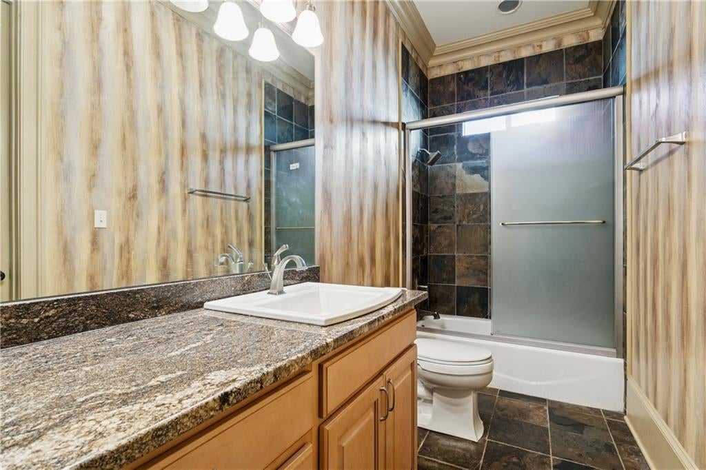 Harahan, Louisiana, 70123, United States, 4 Bedrooms Bedrooms, ,4 BathroomsBathrooms,Residential,Active,2007031