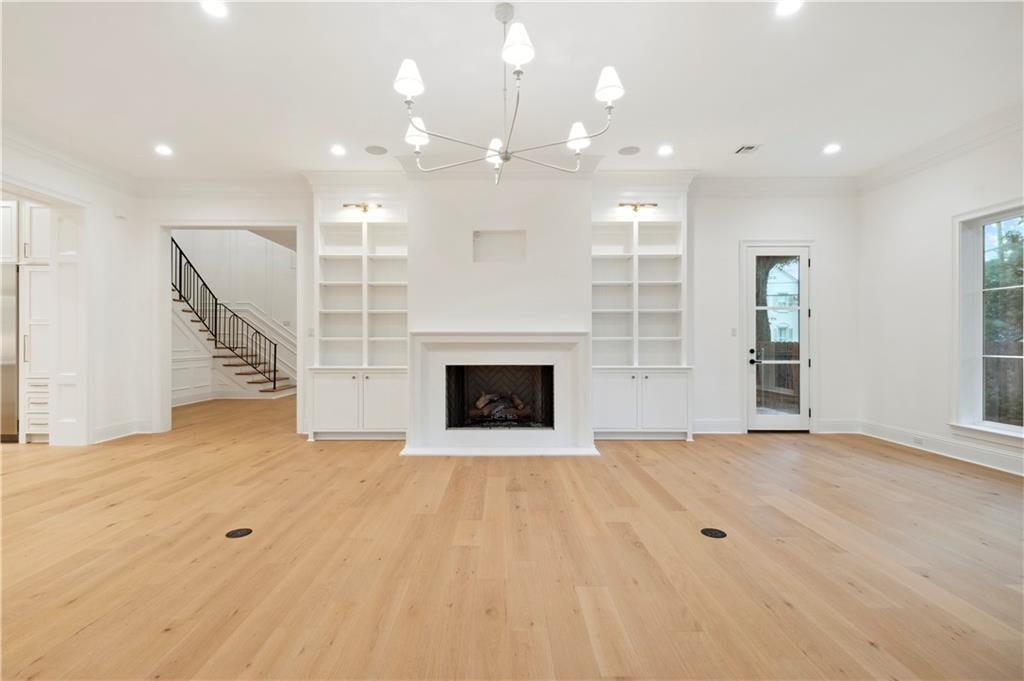 New Orleans, Louisiana, 70124, United States, 6 Bedrooms Bedrooms, ,6 BathroomsBathrooms,Residential,Active,1849202