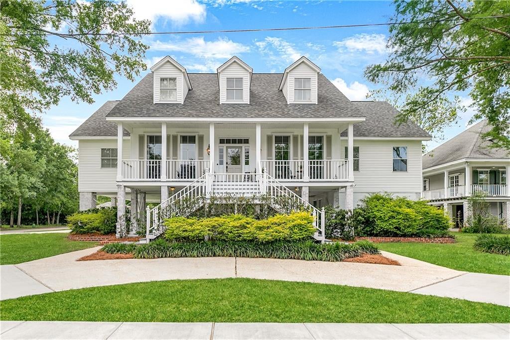 Mandeville, Louisiana, 70448, United States, 4 Bedrooms Bedrooms, ,5 BathroomsBathrooms,Residential,Active,1941106