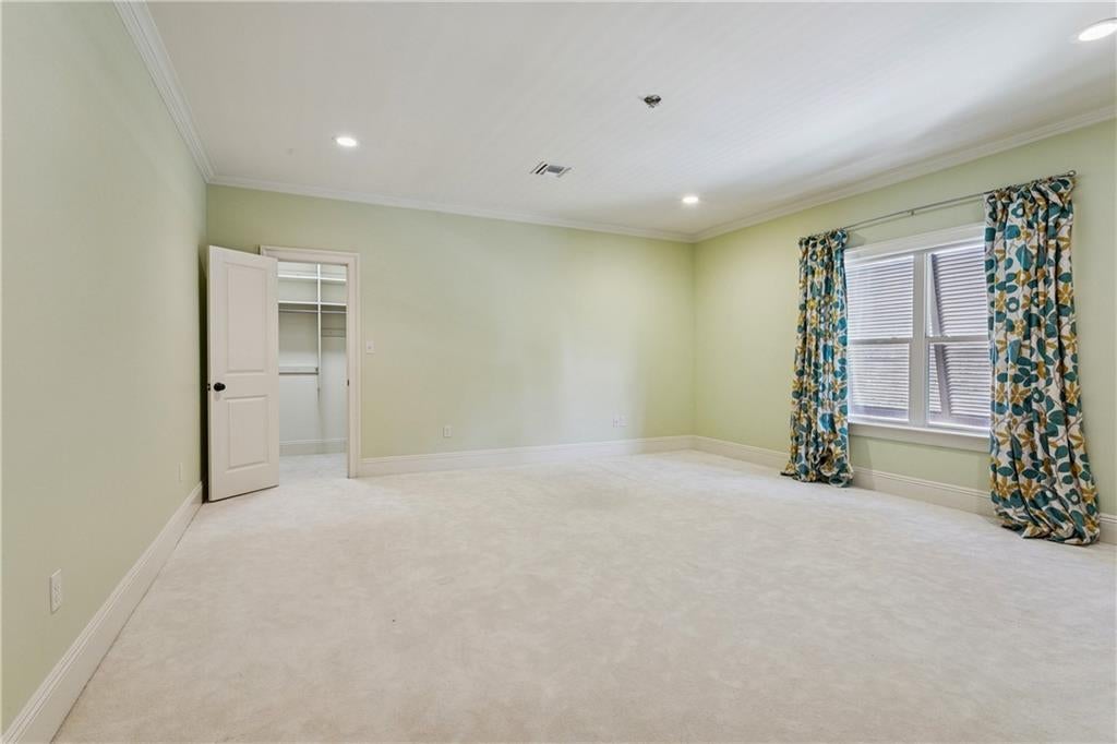 Harahan, Louisiana, 70123, United States, 4 Bedrooms Bedrooms, ,4 BathroomsBathrooms,Residential,Active,2007031