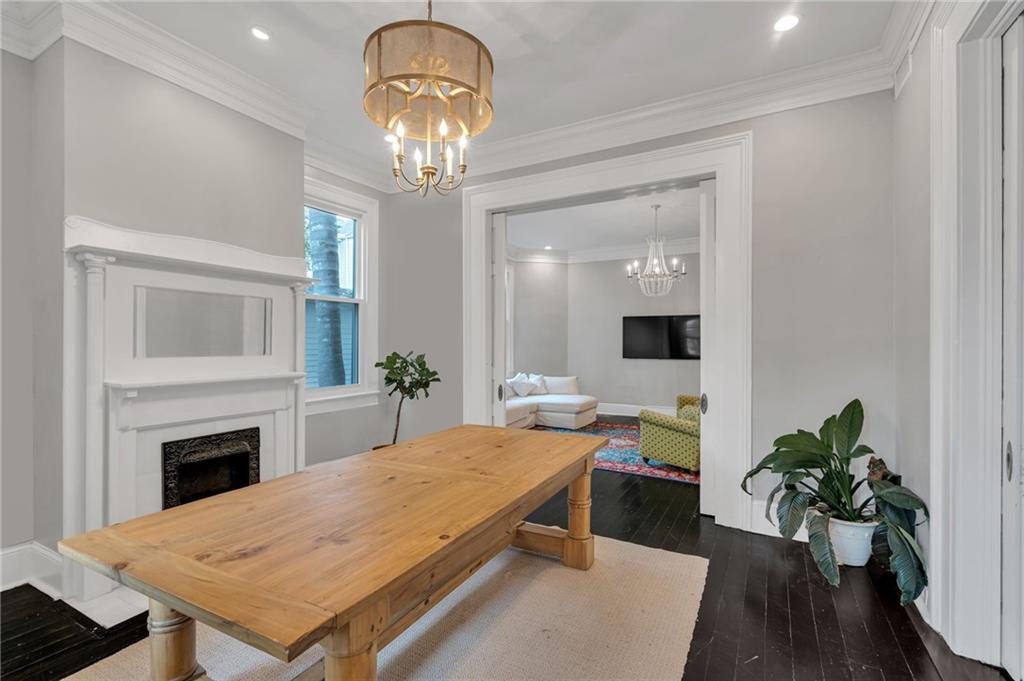 New Orleans, Louisiana, 70115, United States, 5 Bedrooms Bedrooms, ,4 BathroomsBathrooms,Residential,Active,1892595