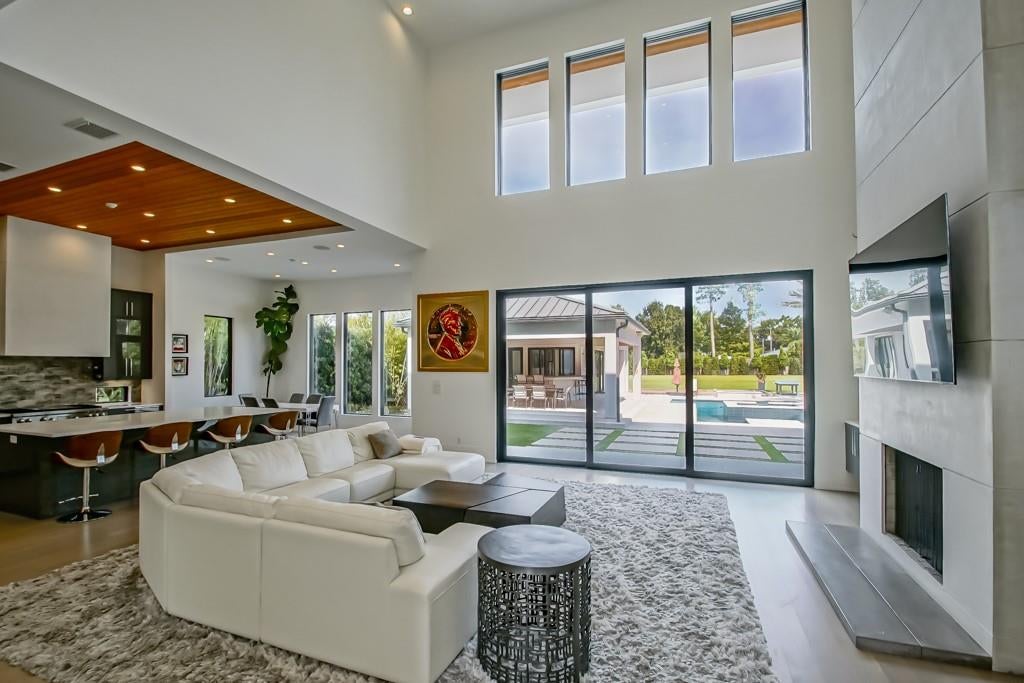 River Ridge, Louisiana, 70123, United States, 5 Bedrooms Bedrooms, ,4 BathroomsBathrooms,Residential,Active,1953285