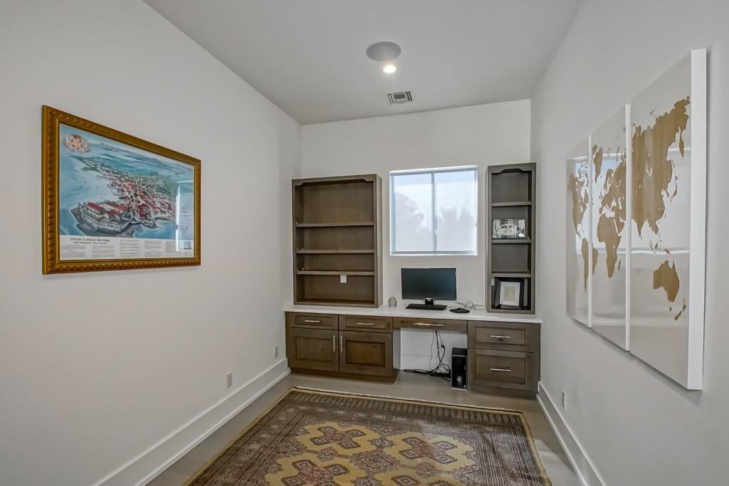 River Ridge, Louisiana, 70123, United States, 5 Bedrooms Bedrooms, ,4 BathroomsBathrooms,Residential,Active,1953285