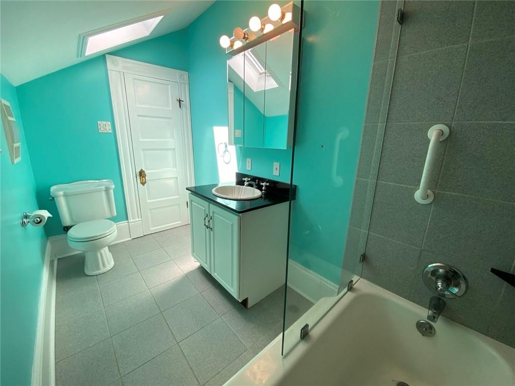 Covington, Louisiana, 70435, United States, 4 Bedrooms Bedrooms, ,5 BathroomsBathrooms,Residential,Active,1936635