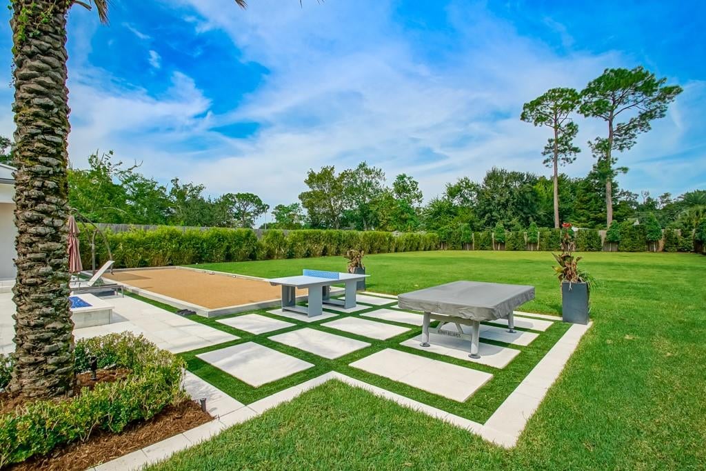 River Ridge, Louisiana, 70123, United States, 5 Bedrooms Bedrooms, ,4 BathroomsBathrooms,Residential,Active,1953285