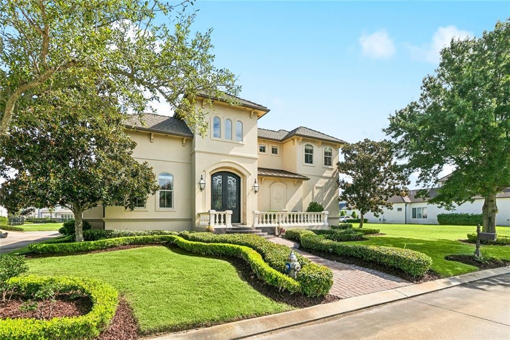 Kenner, Louisiana, 70065, United States, 3 Bedrooms Bedrooms, ,4 BathroomsBathrooms,Residential,Active,1961901