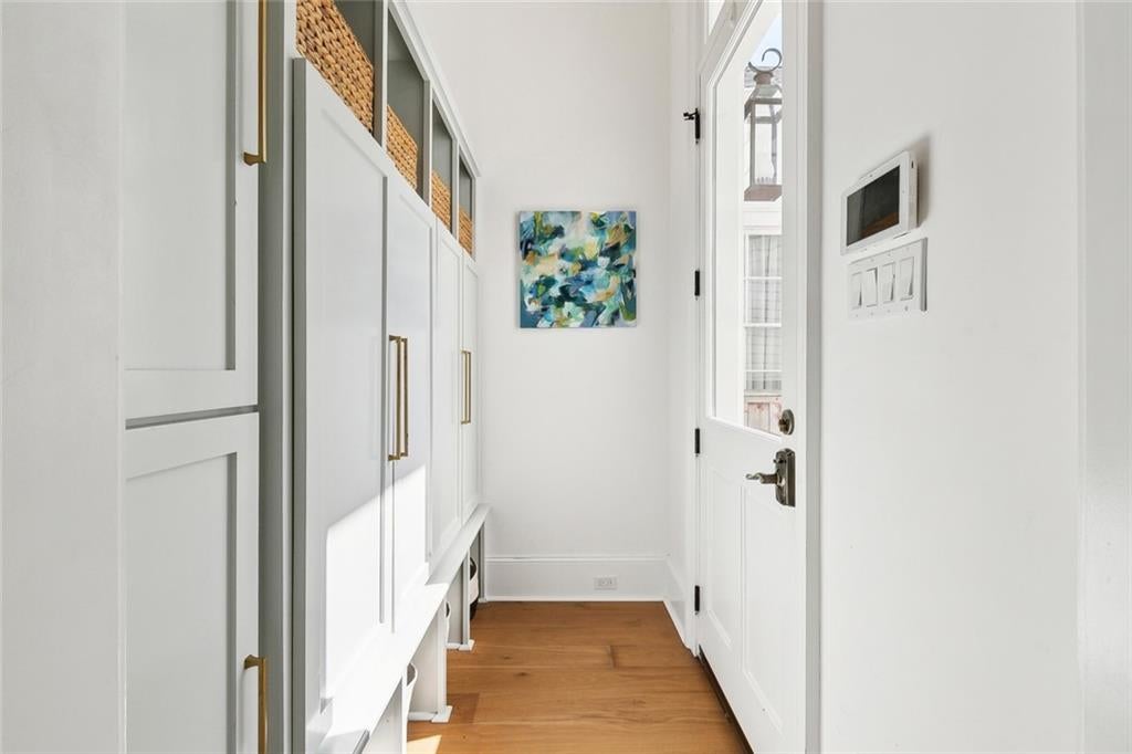 New Orleans, Louisiana, 70118, United States, 4 Bedrooms Bedrooms, ,4 BathroomsBathrooms,Residential,Active,2008307