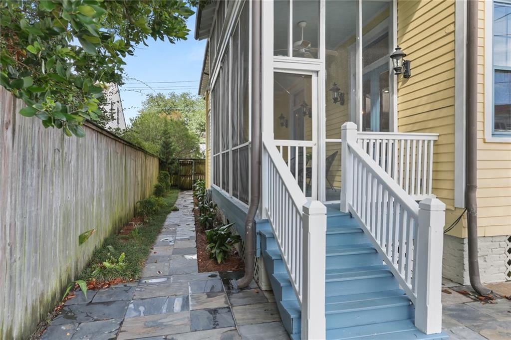 New Orleans, Louisiana, 70119, United States, 6 Bedrooms Bedrooms, ,6 BathroomsBathrooms,Residential,Active,1959548