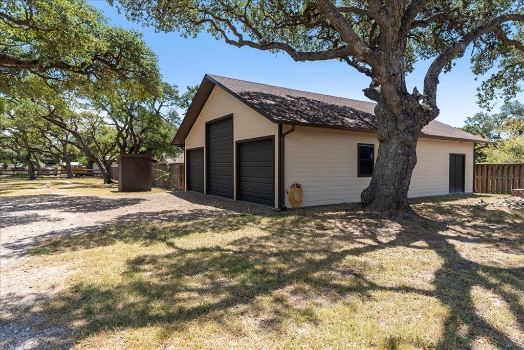 Rockport, Texas, 78382, United States, 3 Bedrooms Bedrooms, ,4 BathroomsBathrooms,Residential,Active,1929924