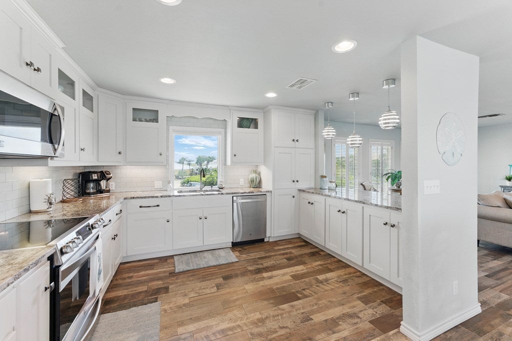 Rockport, Texas, 78382, United States, ,4 BathroomsBathrooms,Residential,Active,1853257