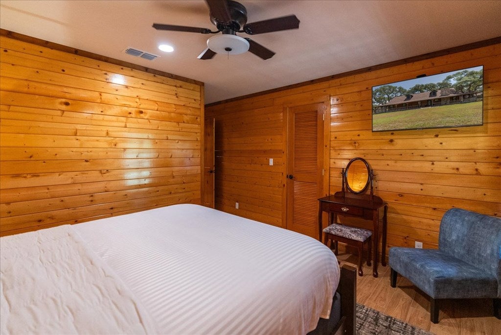 Rockport, Texas, 78382, United States, 3 Bedrooms Bedrooms, ,4 BathroomsBathrooms,Residential,Active,1929924
