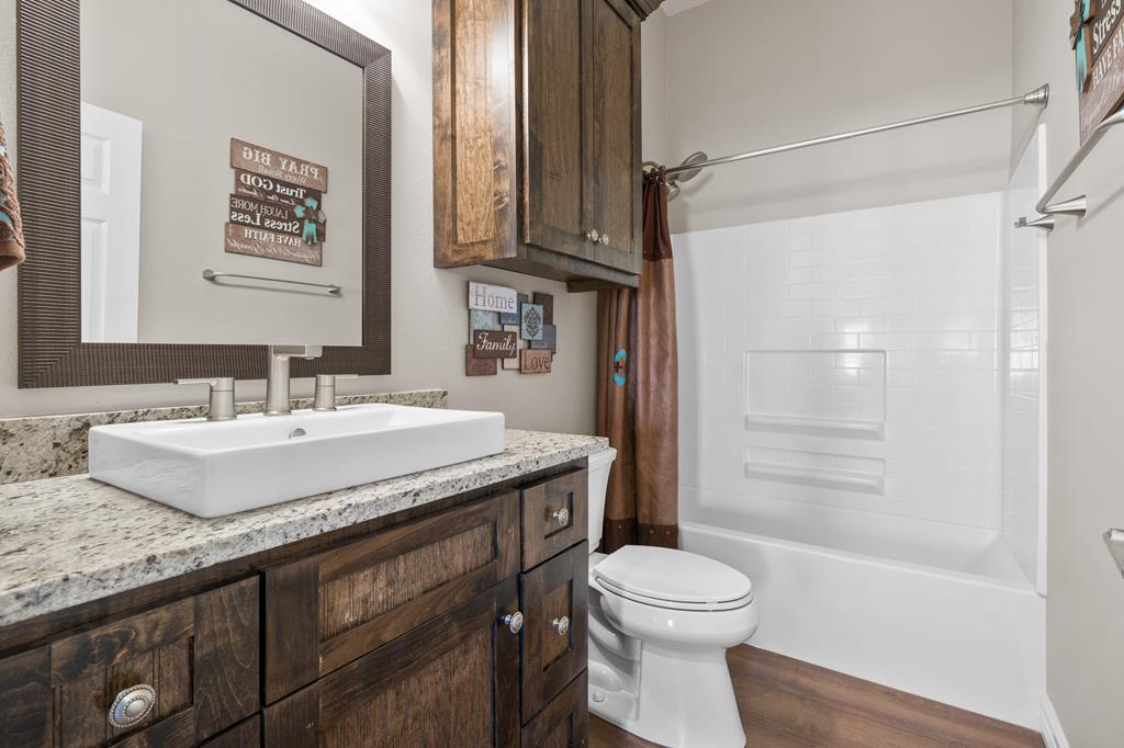 Rockport, Texas, 78382, United States, 5 Bedrooms Bedrooms, ,5 BathroomsBathrooms,Residential,Active,2008732