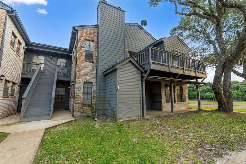 210 OAK BAY ST Unit 408  