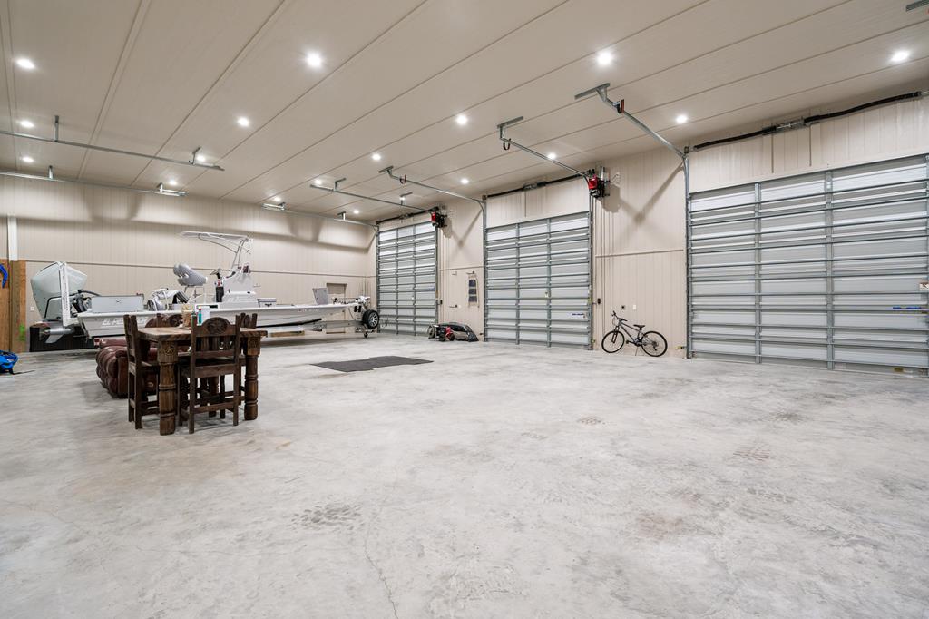 Rockport, Texas, 78382, United States, 5 Bedrooms Bedrooms, ,5 BathroomsBathrooms,Residential,Active,2008732