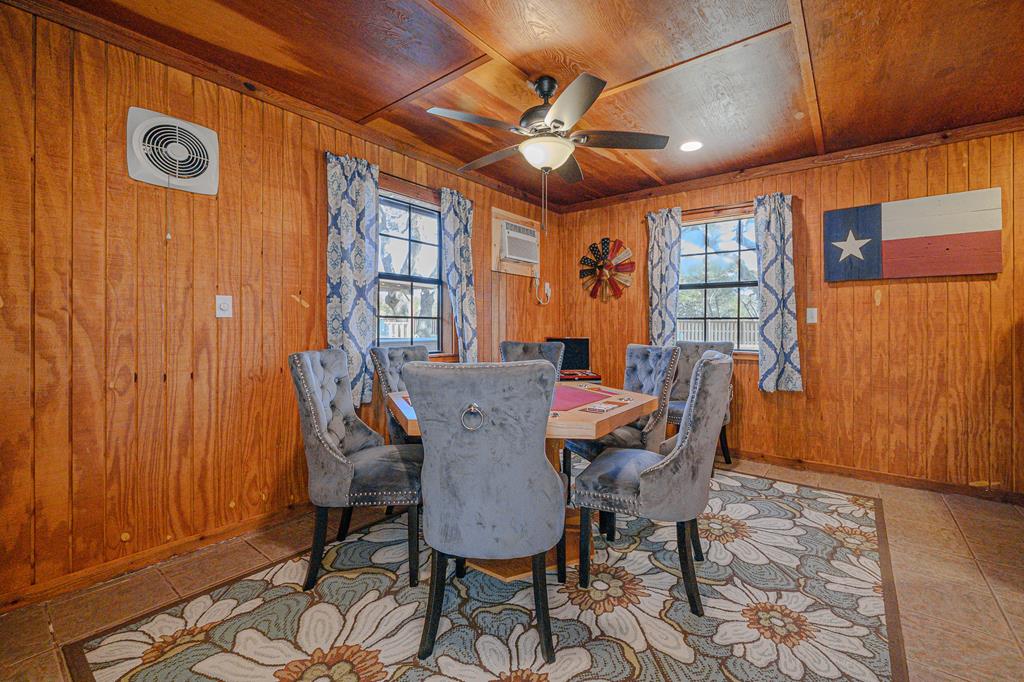 Rockport, Texas, 78382, United States, 3 Bedrooms Bedrooms, ,4 BathroomsBathrooms,Residential,Active,1929924