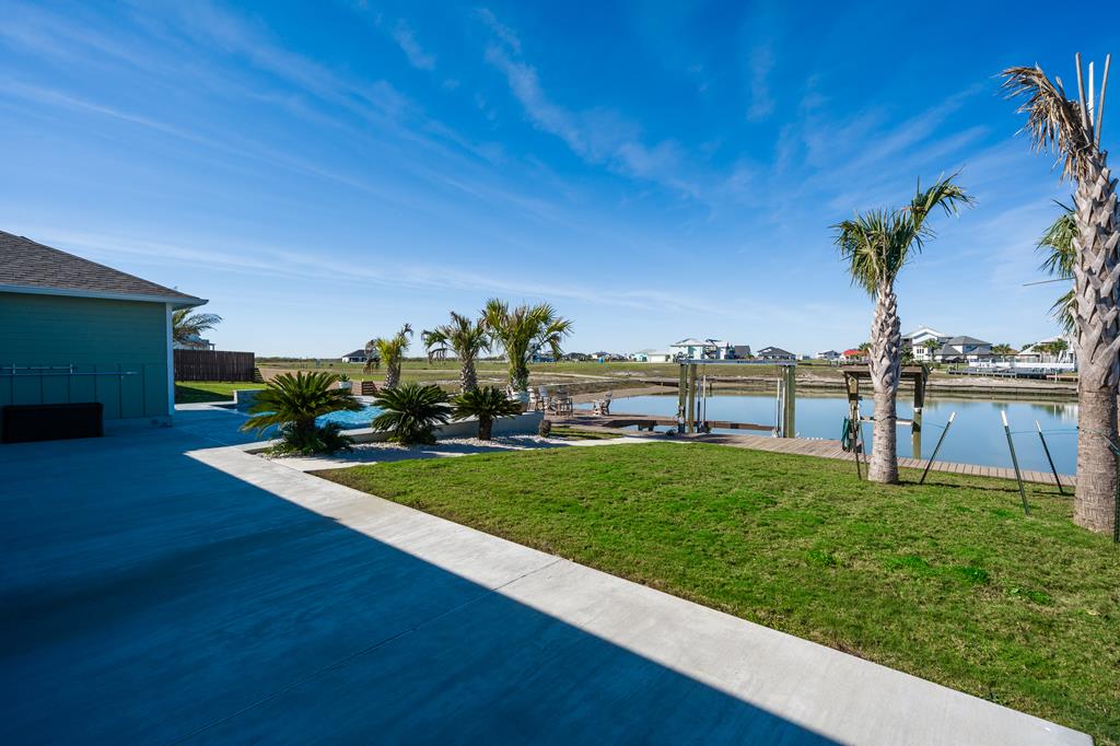 Rockport, Texas, 78382, United States, 5 Bedrooms Bedrooms, ,5 BathroomsBathrooms,Residential,Active,2008732