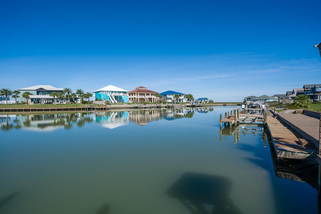Rockport, Texas, 78382, United States, 5 Bedrooms Bedrooms, ,5 BathroomsBathrooms,Residential,Active,2008732
