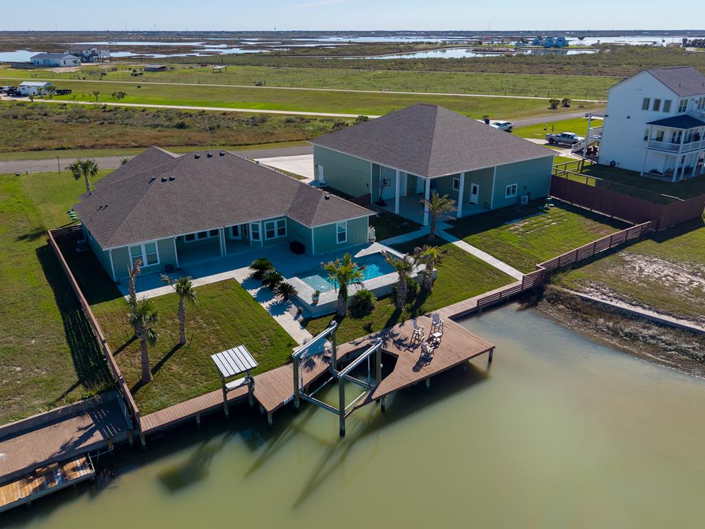 Rockport, Texas, 78382, United States, 5 Bedrooms Bedrooms, ,5 BathroomsBathrooms,Residential,Active,2008732