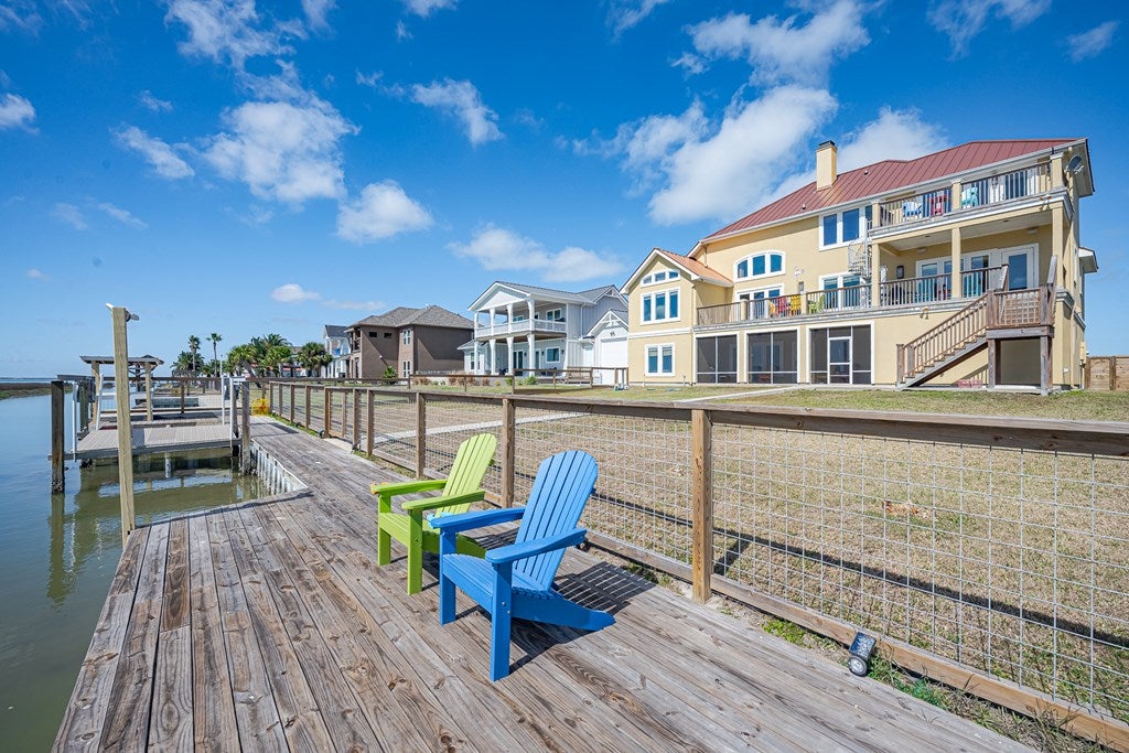 Rockport, Texas, 78382, United States, 5 Bedrooms Bedrooms, ,4 BathroomsBathrooms,Residential,Active,1723082