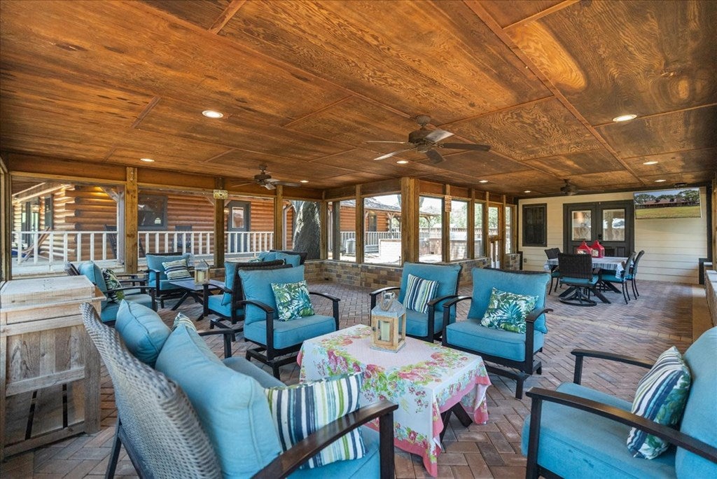 Rockport, Texas, 78382, United States, 3 Bedrooms Bedrooms, ,4 BathroomsBathrooms,Residential,Active,1929924
