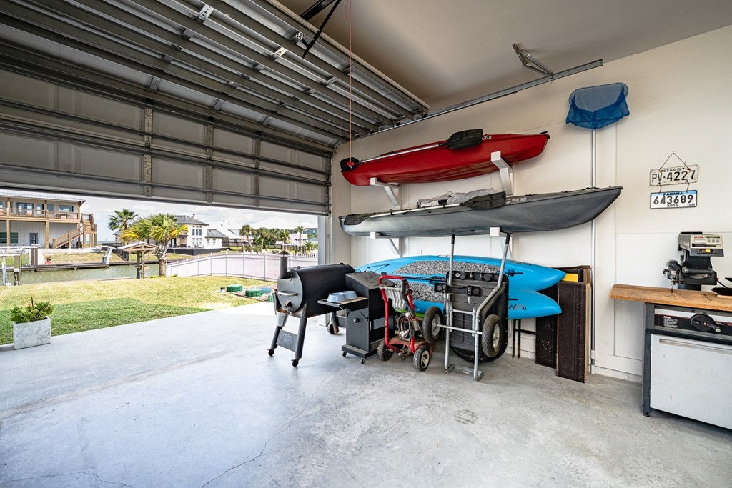 Rockport, Texas, 78382, United States, ,4 BathroomsBathrooms,Residential,Active,1823941