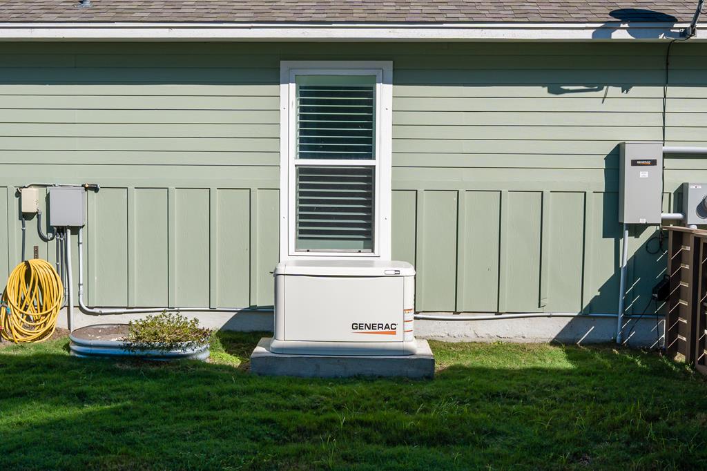 Rockport, Texas, 78382, United States, 5 Bedrooms Bedrooms, ,5 BathroomsBathrooms,Residential,Active,2008732