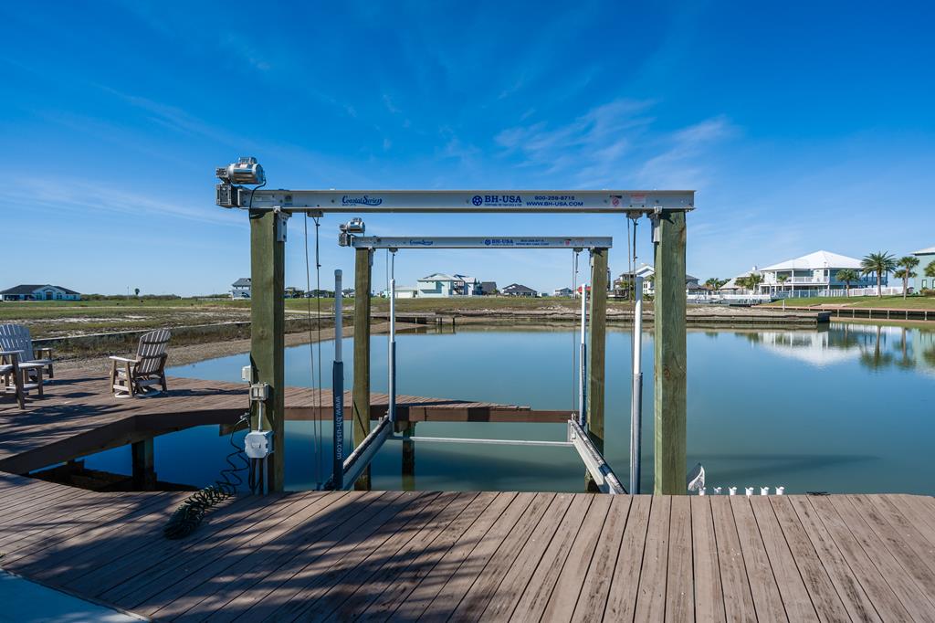 Rockport, Texas, 78382, United States, 5 Bedrooms Bedrooms, ,5 BathroomsBathrooms,Residential,Active,2008732