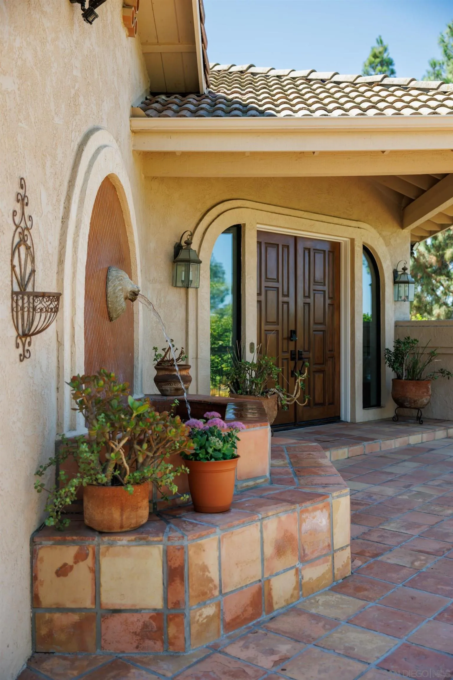 Poway, California, 92064, United States, 4 Bedrooms Bedrooms, ,4 BathroomsBathrooms,Residential,Active,1943826