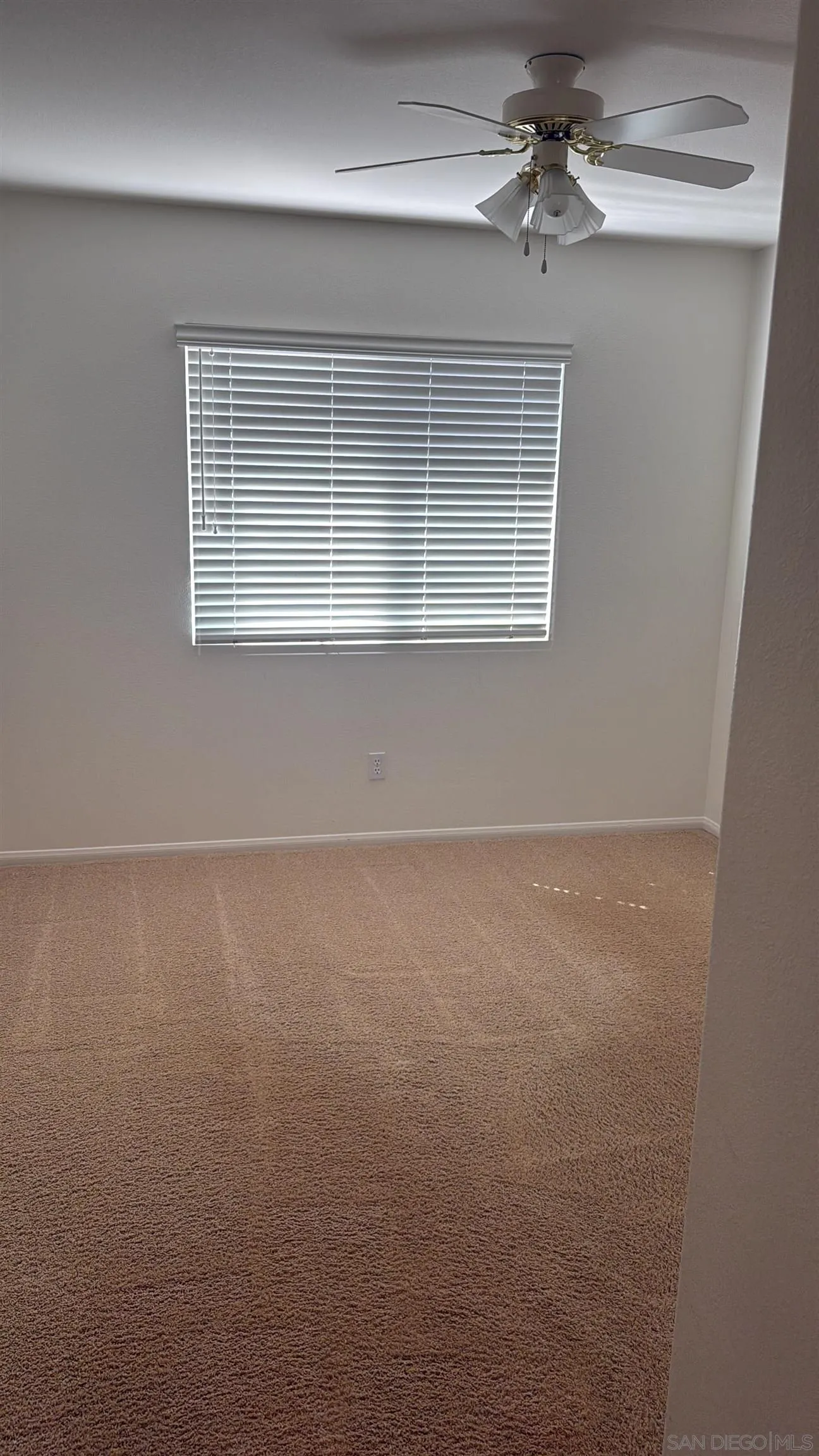 San Diego, California, 92128, United States, 4 Bedrooms Bedrooms, ,3 BathroomsBathrooms,Residential,Active,1941138