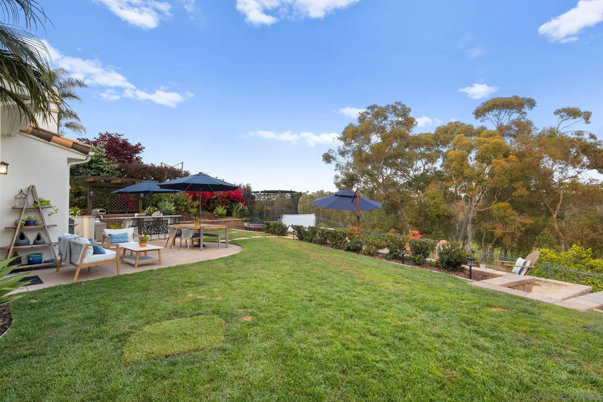Carlsbad, California, 92011, United States, 5 Bedrooms Bedrooms, ,5 BathroomsBathrooms,Residential,Pending,2045548