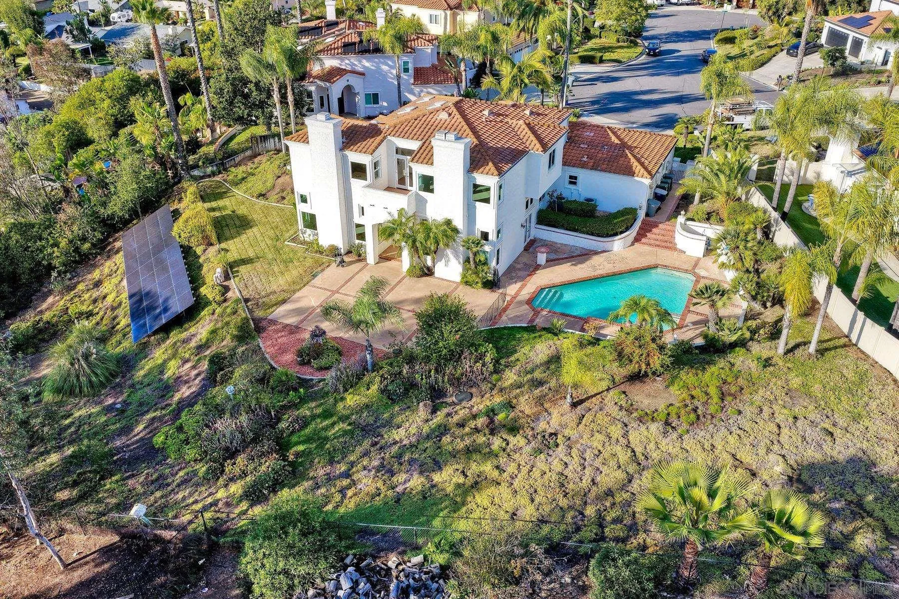 Escondido, California, 92029, United States, 4 Bedrooms Bedrooms, ,4 BathroomsBathrooms,Residential,Active,1995277