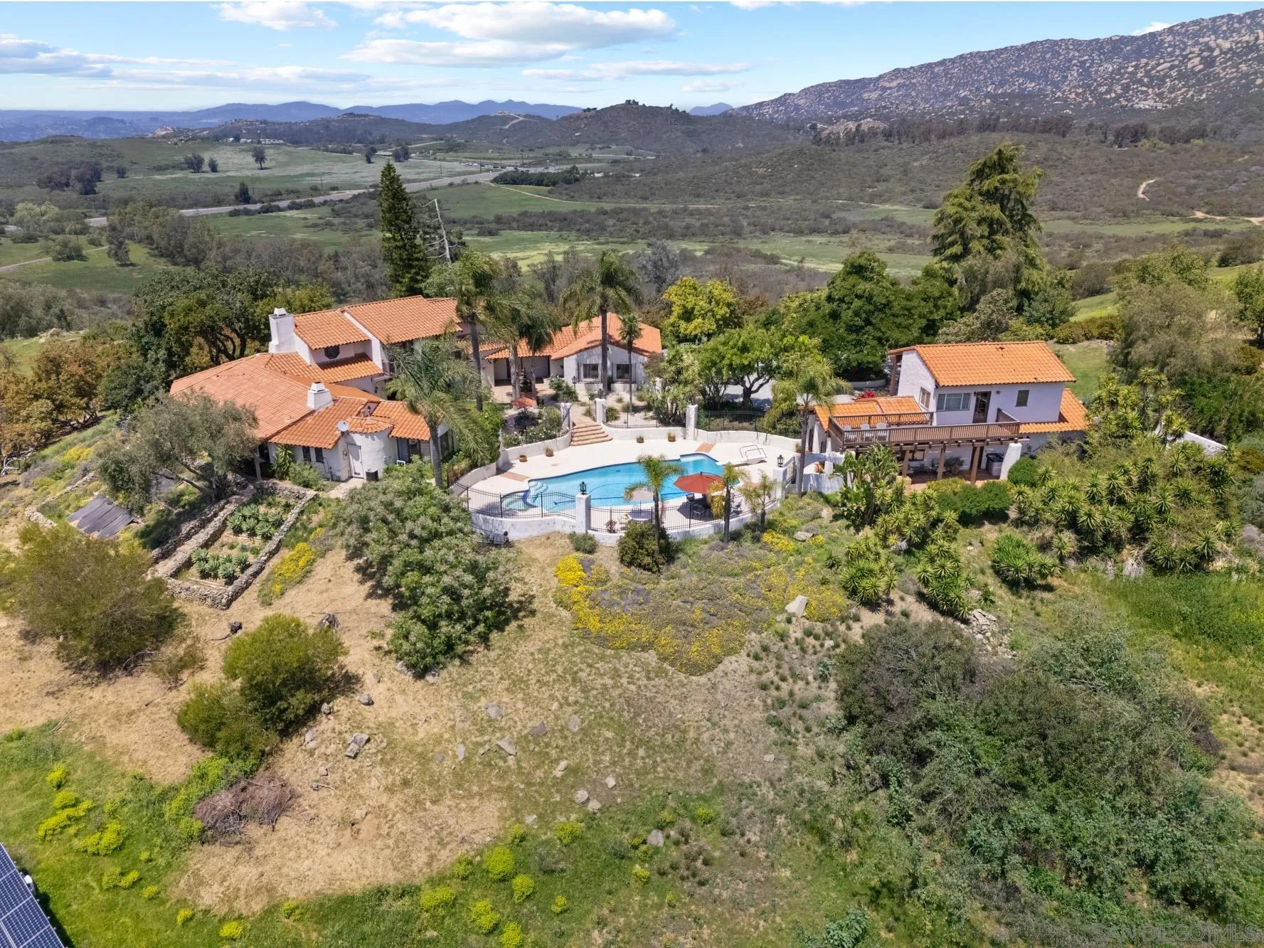 Poway, California, 92064, United States, 5 Bedrooms Bedrooms, ,4 BathroomsBathrooms,Residential,Active,1973638