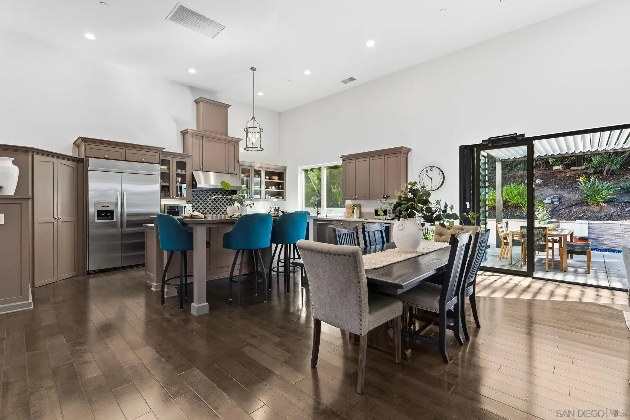 San Diego, California, 92128, United States, 5 Bedrooms Bedrooms, ,6 BathroomsBathrooms,Residential,Active,2015809