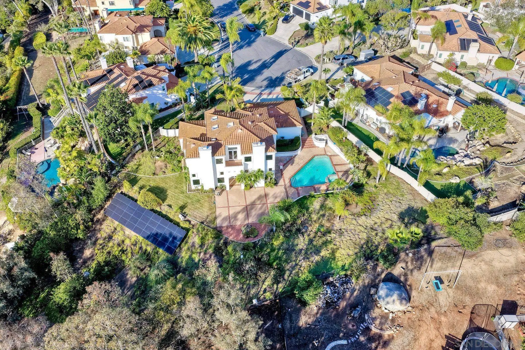 Escondido, California, 92029, United States, 4 Bedrooms Bedrooms, ,4 BathroomsBathrooms,Residential,Active,1995277