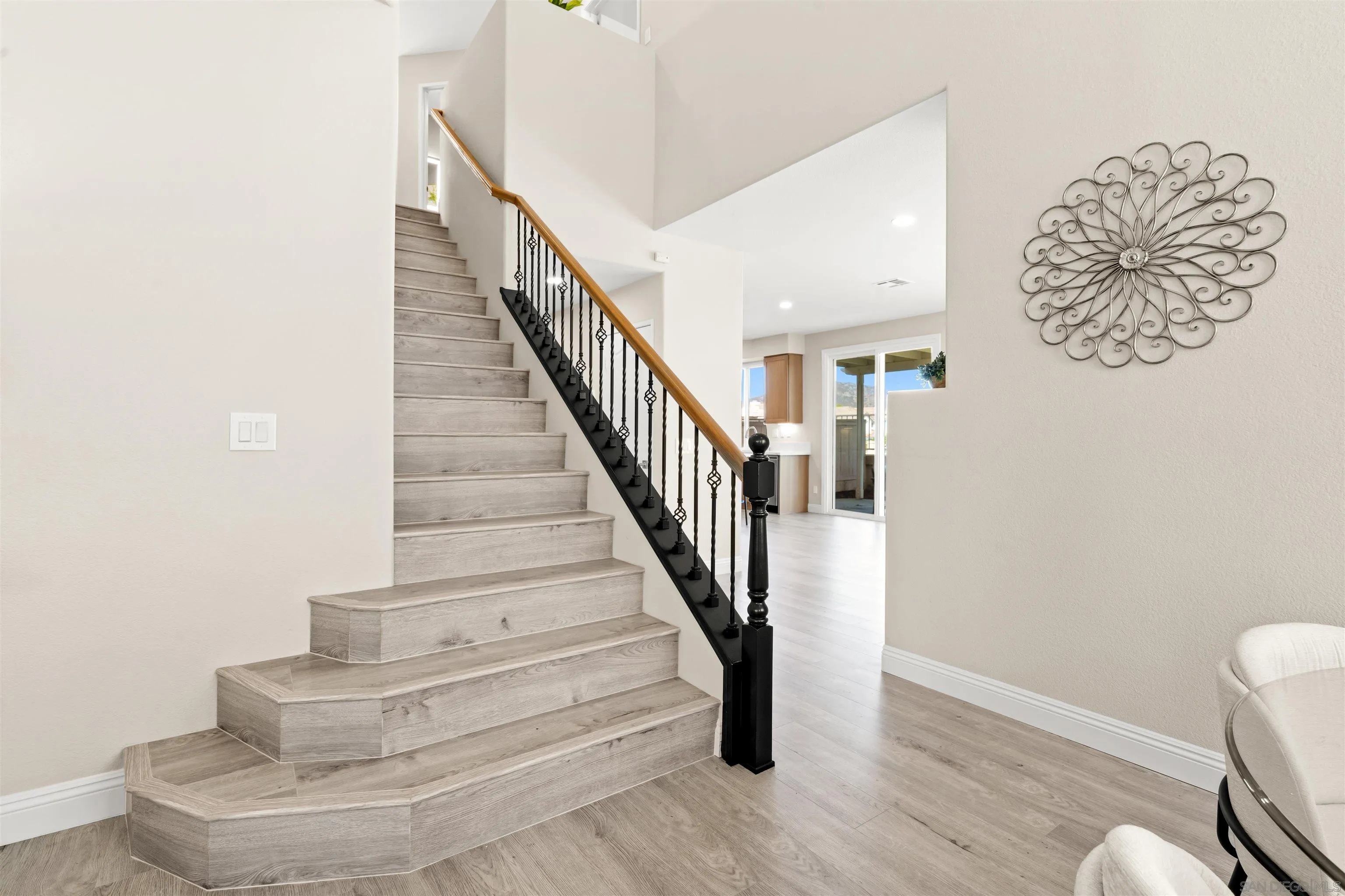 San Diego, California, 92128, United States, 3 Bedrooms Bedrooms, ,3 BathroomsBathrooms,Residential,Active,1945480