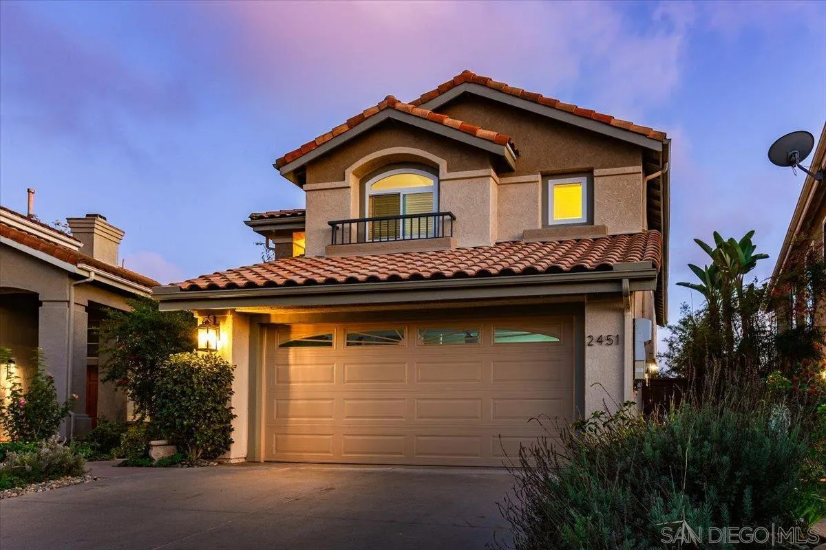 Escondido, California, 92026, United States, 5 Bedrooms Bedrooms, ,3 BathroomsBathrooms,Residential,Active,1970987